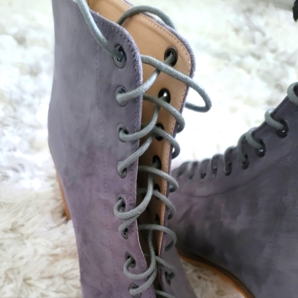 Catherine Malandrino  Jerzinie Suede Lace Up Booties Size 7.5 - Picture 6 of 10
